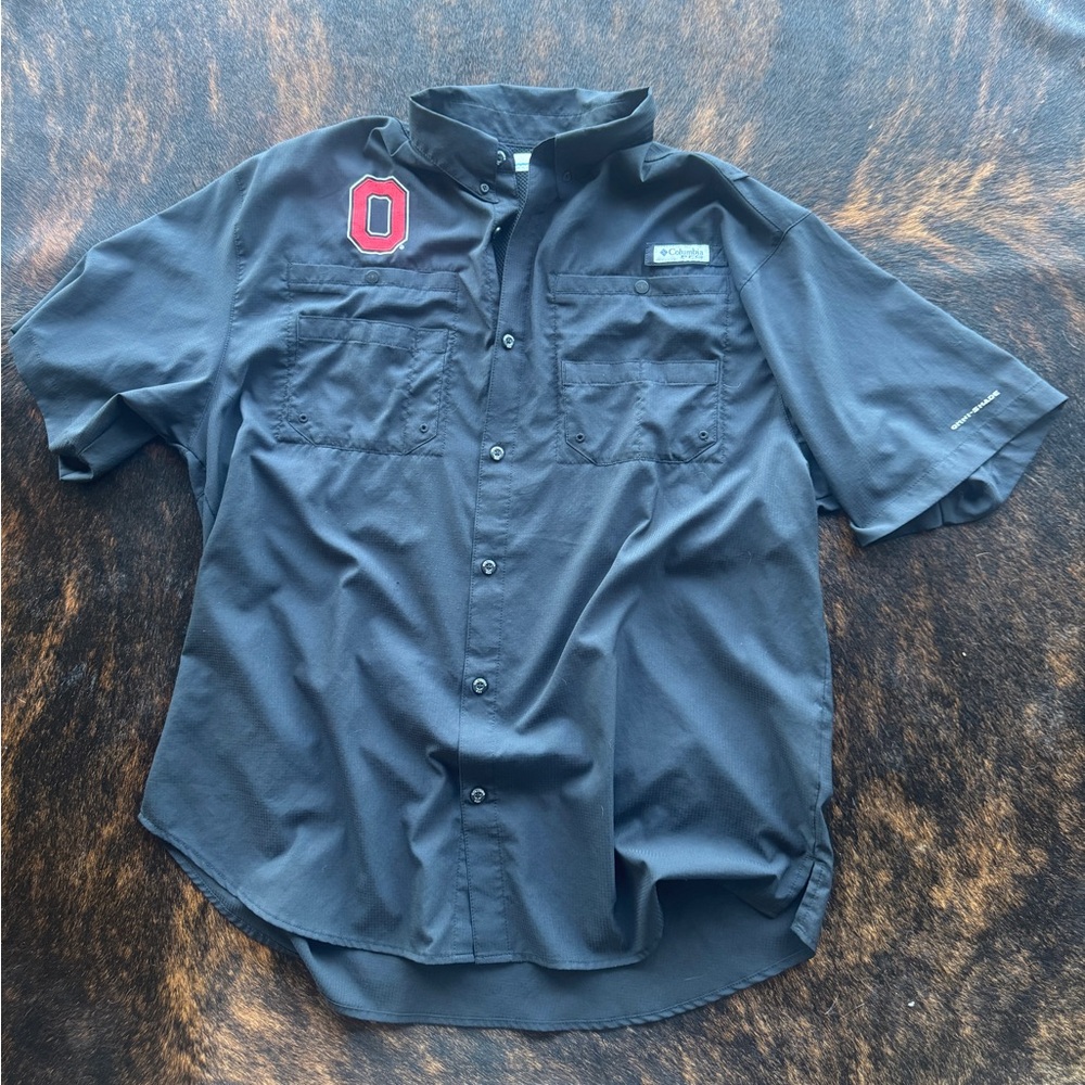 Columbia Men's Black Button Down Shirt - Picture 2 of 2